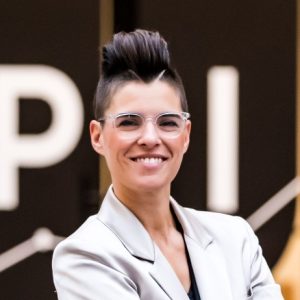Alisha De Lorenzo Keynote speaker on Human Connection Expert, High Performance Coach, and Positive Disruptor